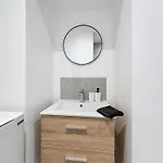 Apartmán Marche Des Halles Sur Cour Ascenseur, Hypercentre *